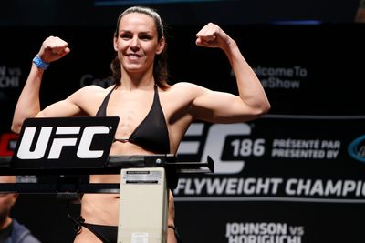 Алексис Дэвис