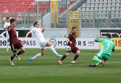 Азербайджан не может выиграть в 10 встречах подряд