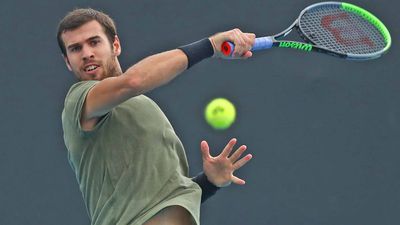 Карен Хачанов