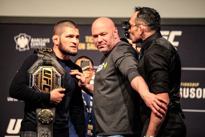 Хабиб Нурмагомедов - Тони Фергюсон