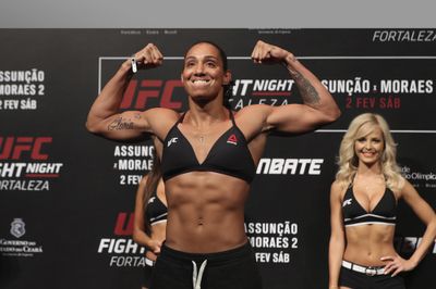 Тайла Сантос