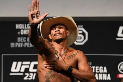 Алекс Оливейра