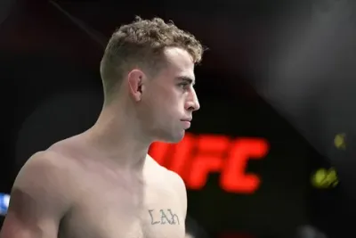 Брэди Хиастенд