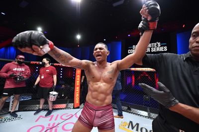 Майкл Моралес