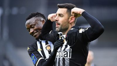 Тома Мангани Анже