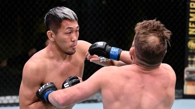 Такаши Сато