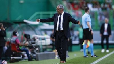 Фернанду Сантуш провел 100-й матч со сборной Португалии