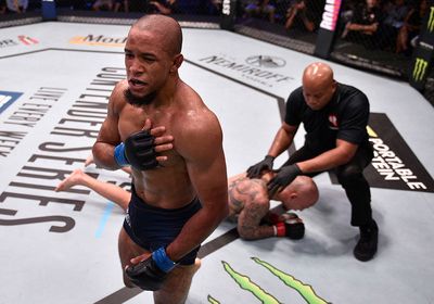 Тони Гравели